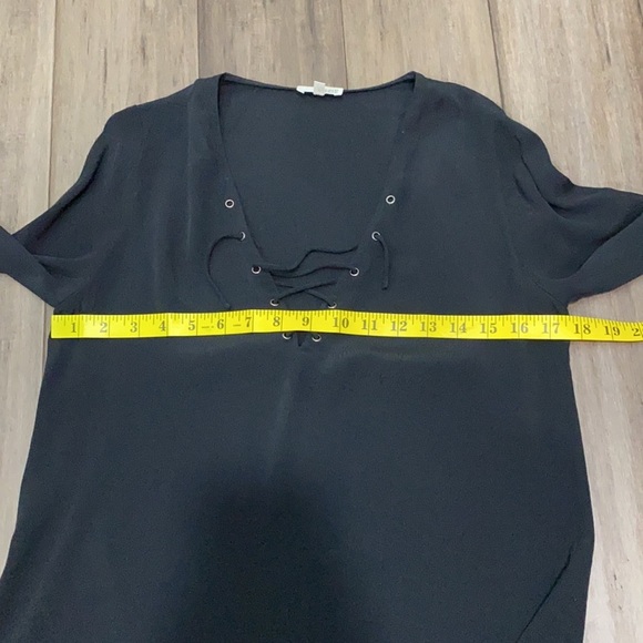 5 for $25 Wilfred free aritzia redling lace up blouse black - Picture 10 of 11